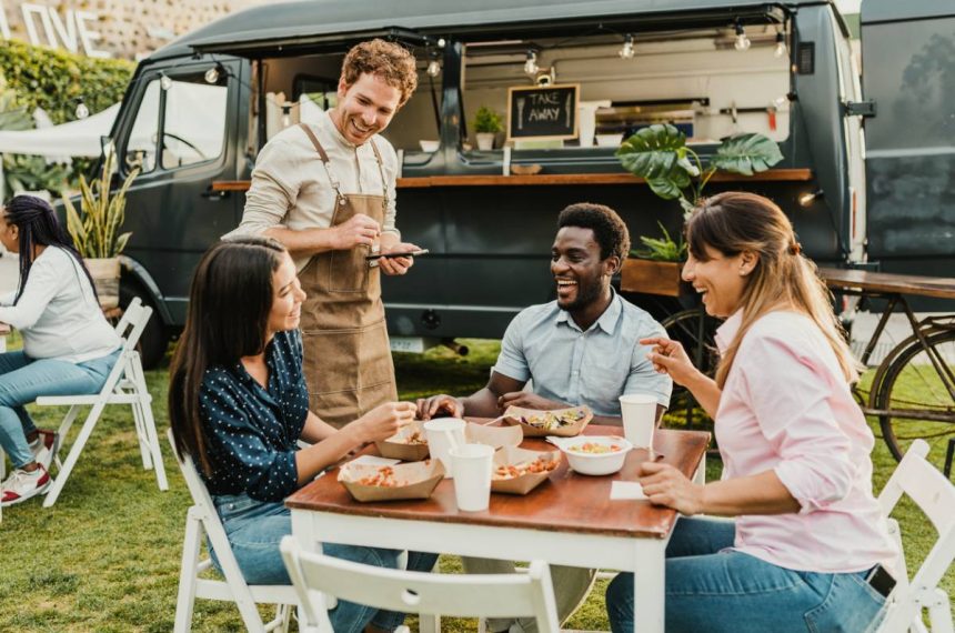 Street food événementielle : quand la cuisine devient spectacle
